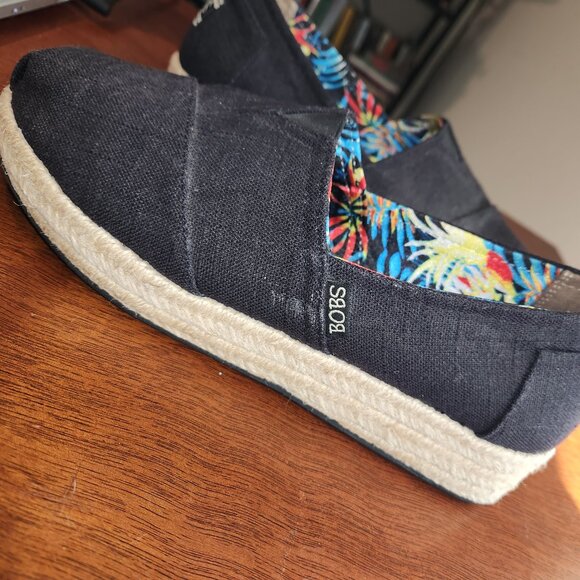 BOBS from Skechers Shoes - Sketchers Bobs Black Espadrille Wedge Style Sz 8.5